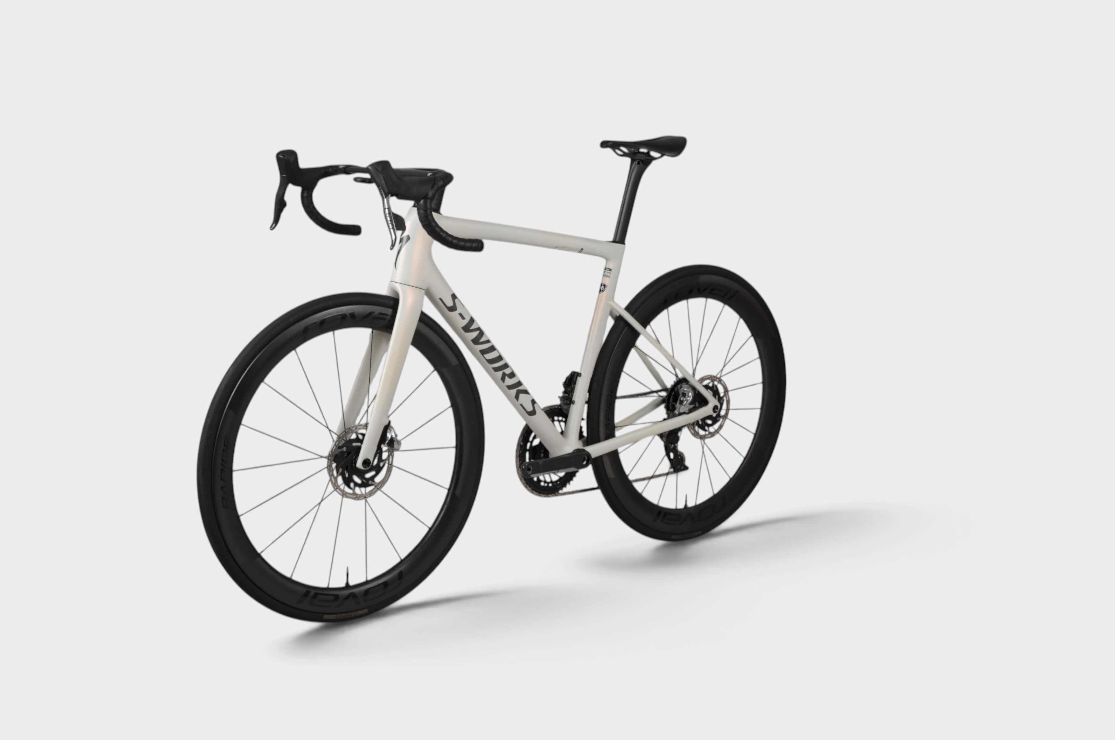 Specialized S-Works Tarmac SL8 2024 — studiofoto 14 van 16
