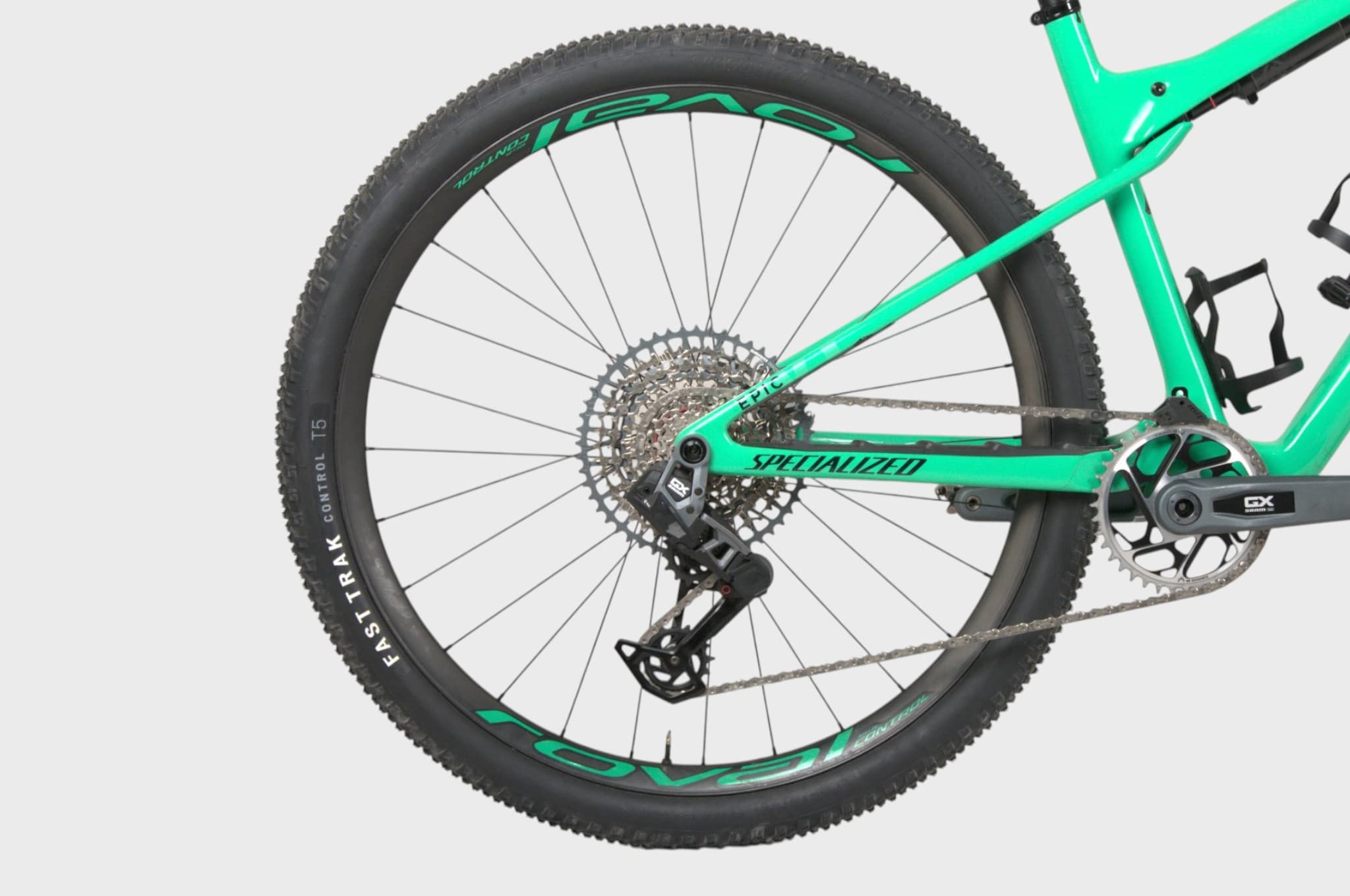 Specialized Epic World Cup Expert 2024 — studiofoto 2 van 15
