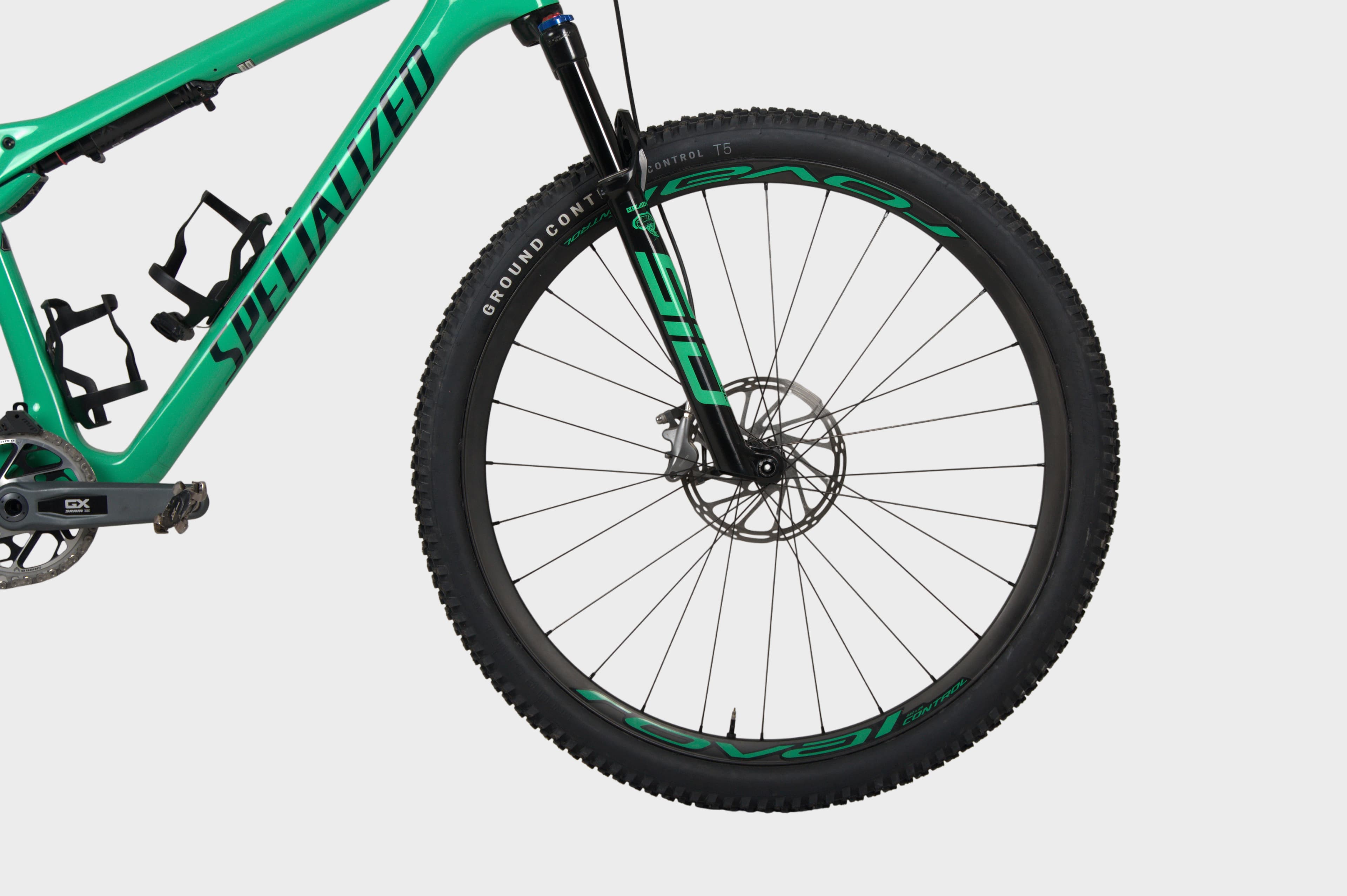 Specialized Epic World Cup Expert 2024 — studiofoto 8 van 17